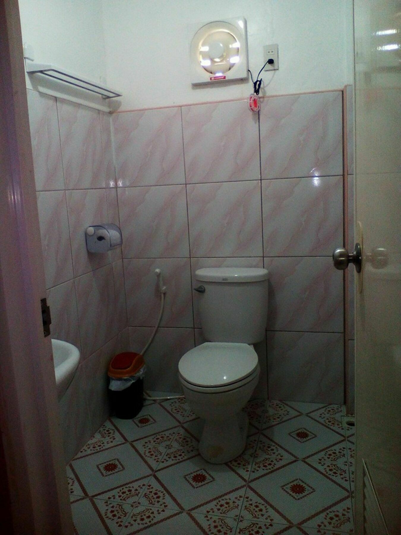 Oyo 422 Villa Emilia Pension House Panglao Zewnętrze zdjęcie