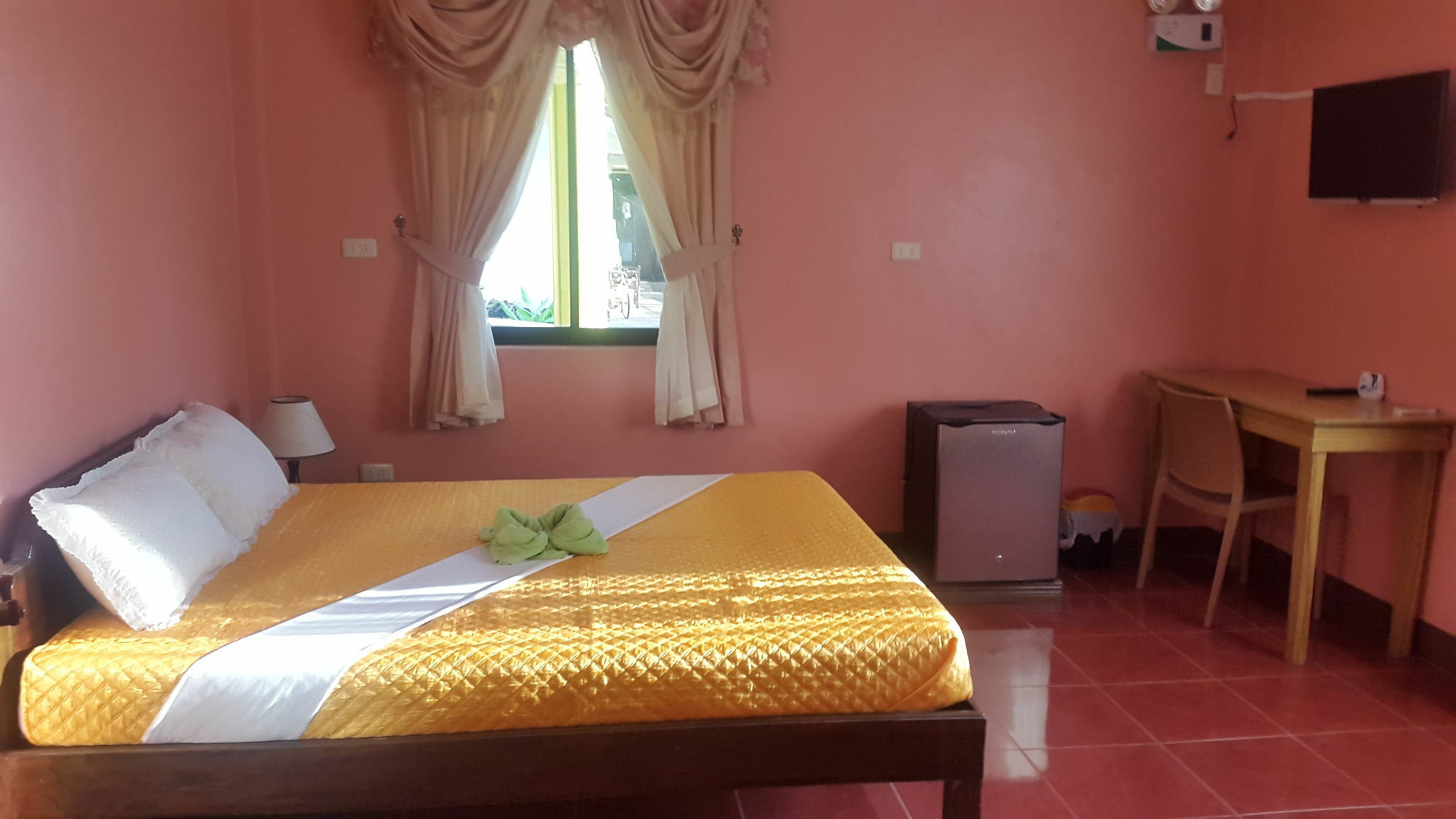 Oyo 422 Villa Emilia Pension House Panglao Zewnętrze zdjęcie