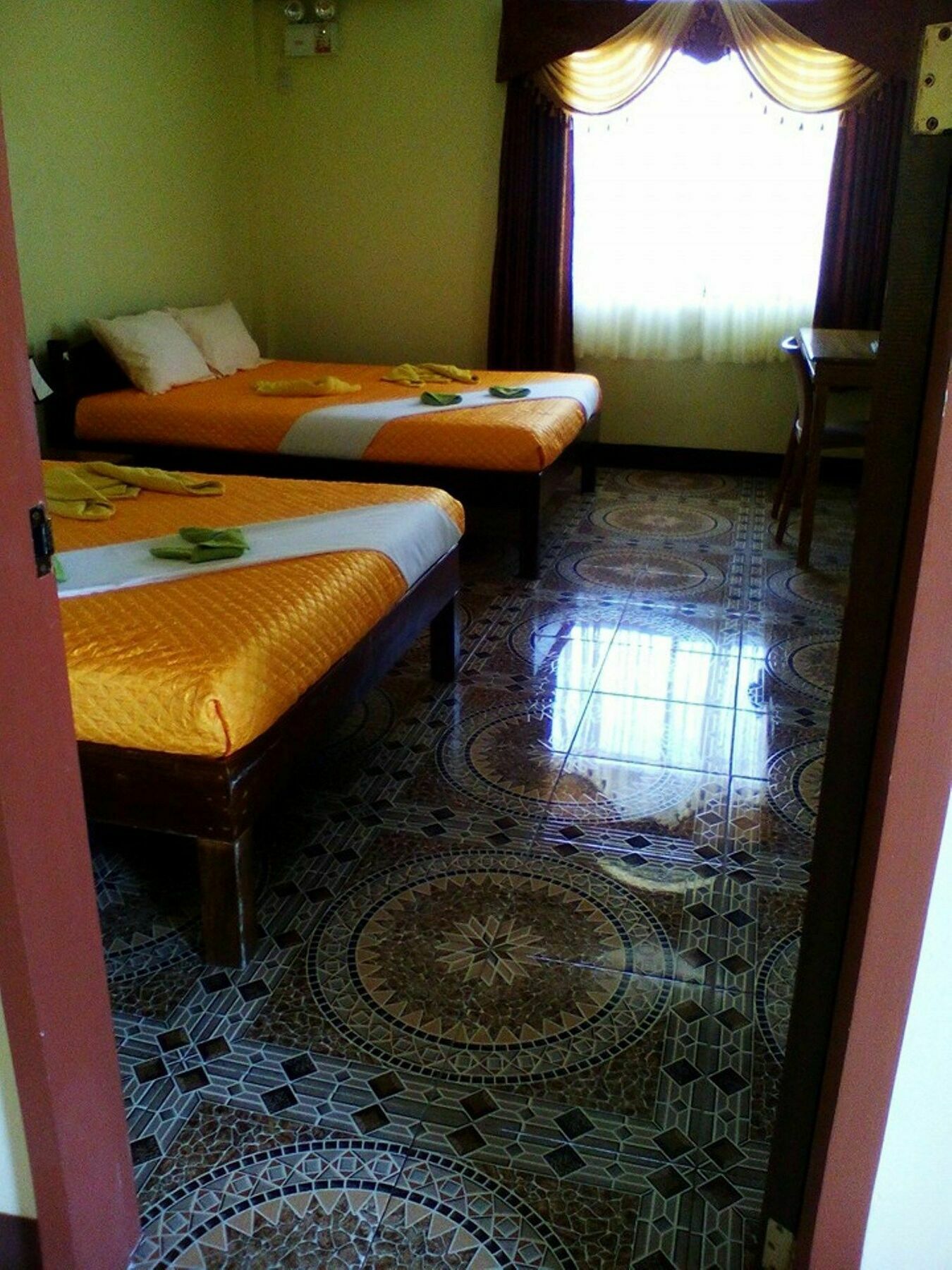 Oyo 422 Villa Emilia Pension House Panglao Zewnętrze zdjęcie