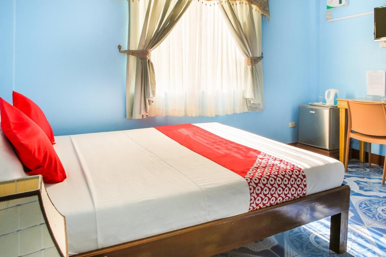 Oyo 422 Villa Emilia Pension House Panglao Zewnętrze zdjęcie